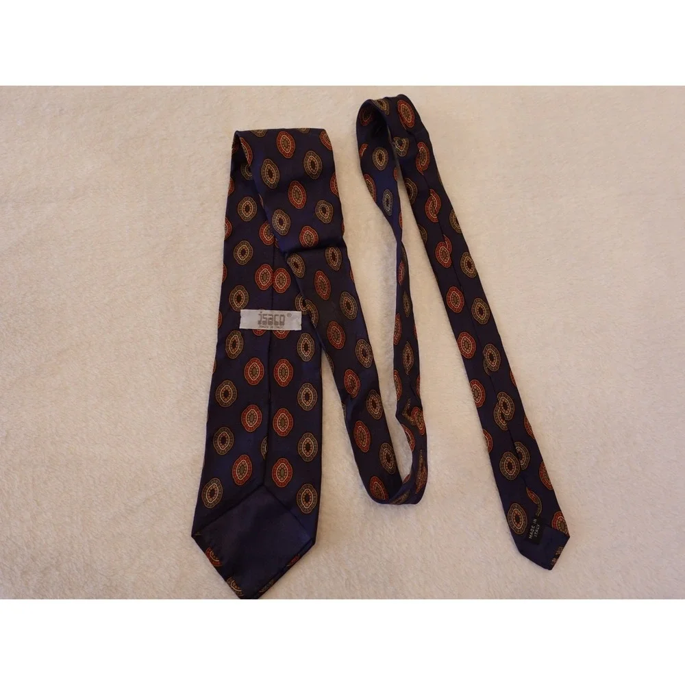 Isaco Vintage Italian Silk Tie Blue Medallion Pattern Dark Academia Retro Office